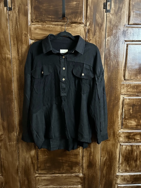 Umgee Tops - Umgee Black Long Sleeve Button Front Blouse